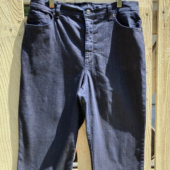 Gloria Vanderbilt Sz 10 Dark Wash All Around Slimming Effect Amanda Skimmer Crop - Picture 13 of 13